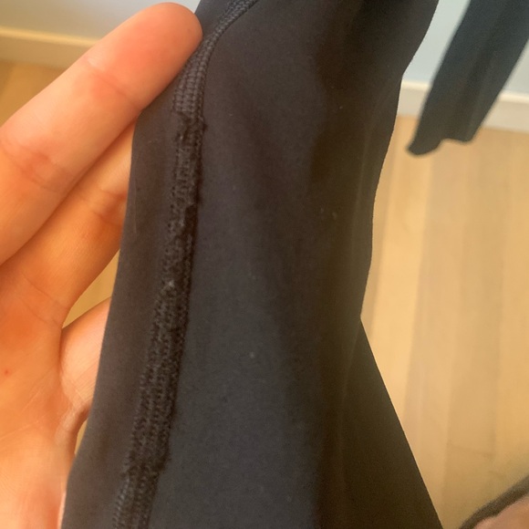 Lululemon Fast & Free 25” Nulux Reflective Tight - Picture 9 of 9